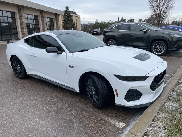 2025 Ford Mustang GT Premium Fastback RWD