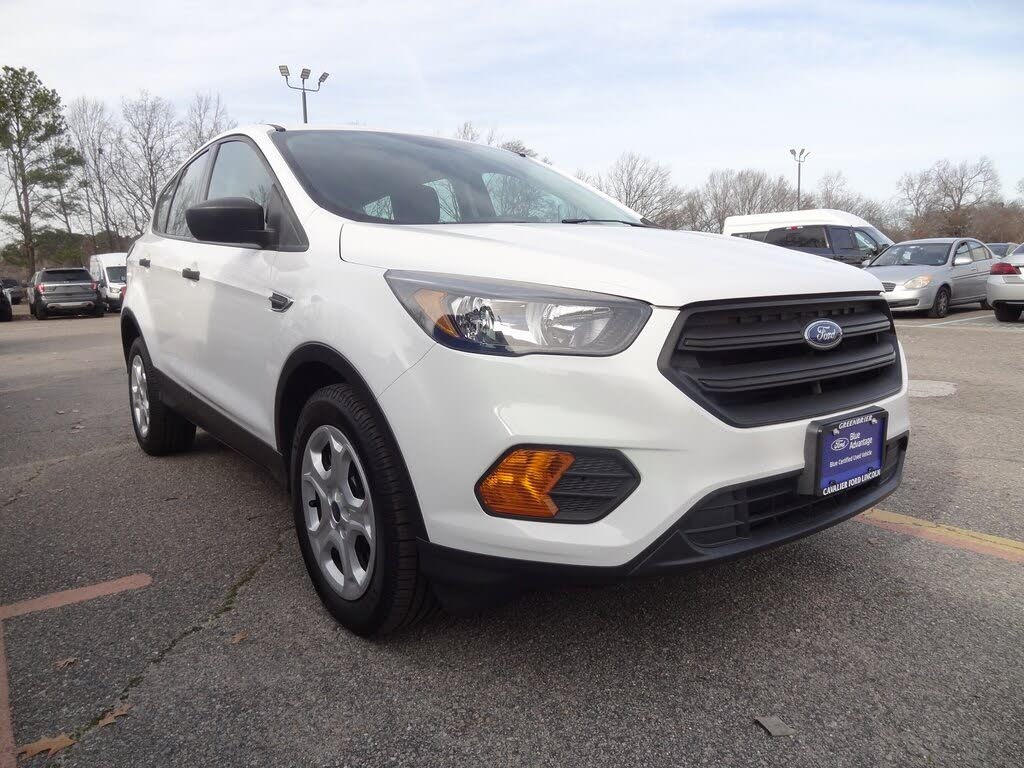 2019 Ford Escape S FWD