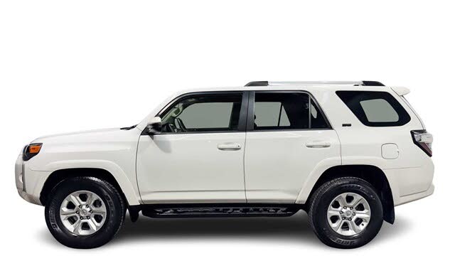 2022 Toyota 4Runner SR5 RWD