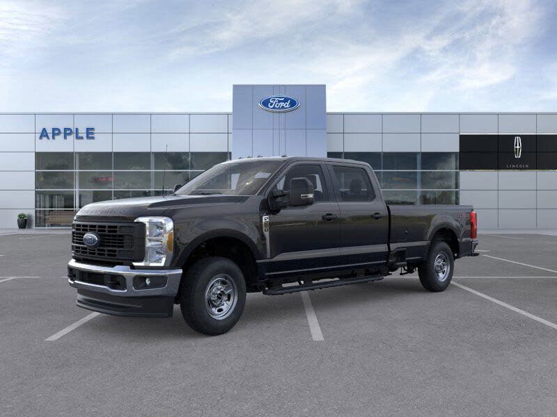2026 Ford F-250 Super Duty XL Crew Cab 4WD