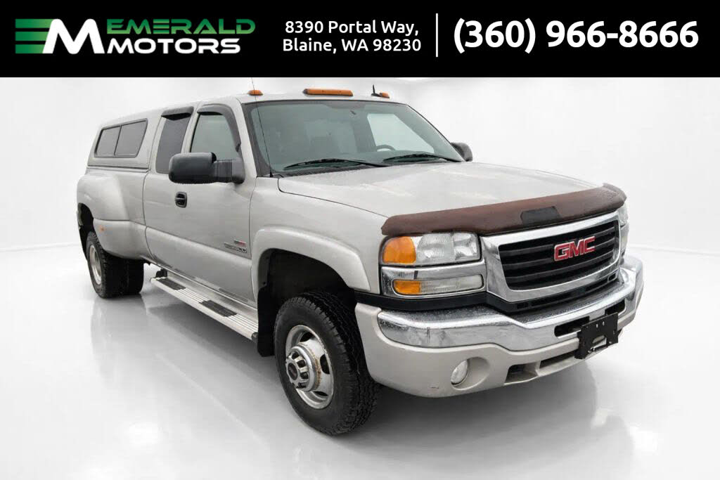 2004 GMC Sierra 3500 4 Dr SLT 4WD Extended Cab LB DRW