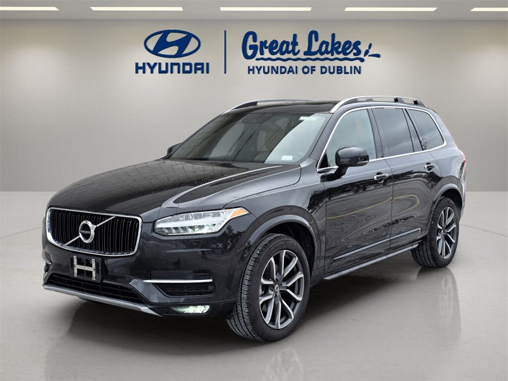 2016 Volvo XC90 T6 Momentum AWD