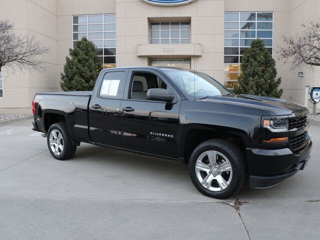 2017 Chevrolet Silverado 1500 Custom Double Cab 4WD