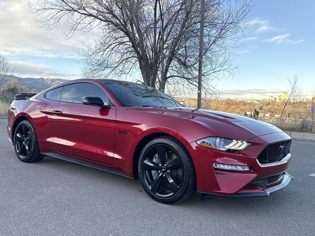 2022 Ford Mustang GT Premium Fastback RWD