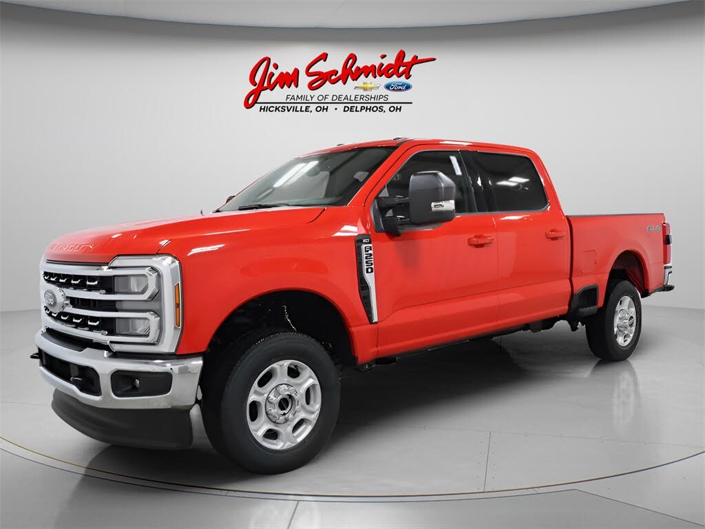 2026 Ford F-250 Super Duty XLT Crew Cab 4WD