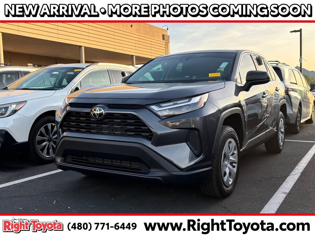 2025 Toyota RAV4 LE AWD