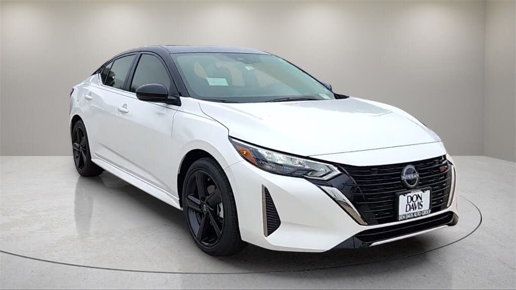 2024 Nissan Sentra SR FWD