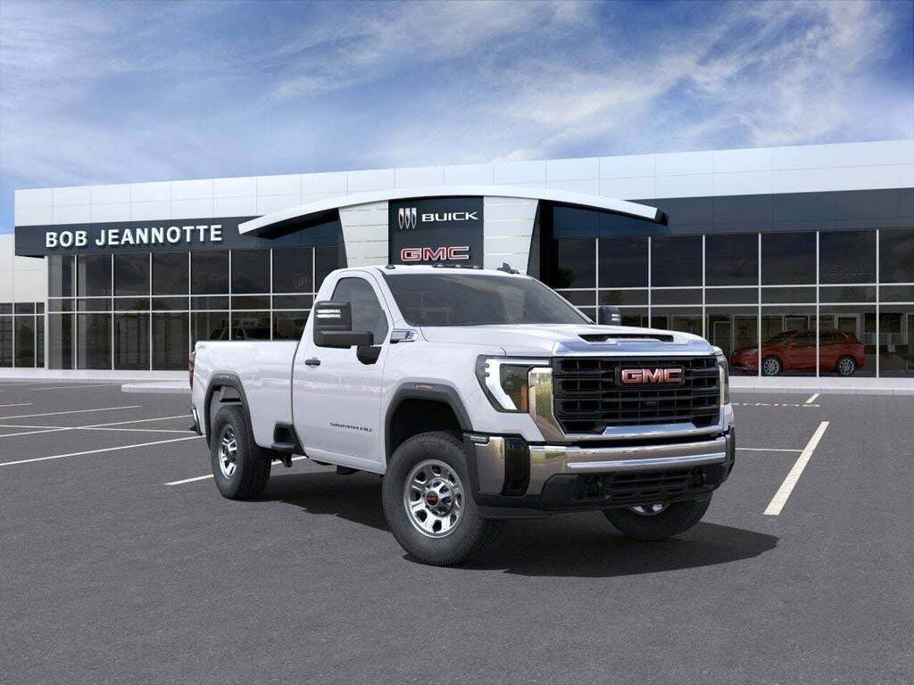 2025 GMC Sierra 2500HD Pro Regular Cab LB 4WD