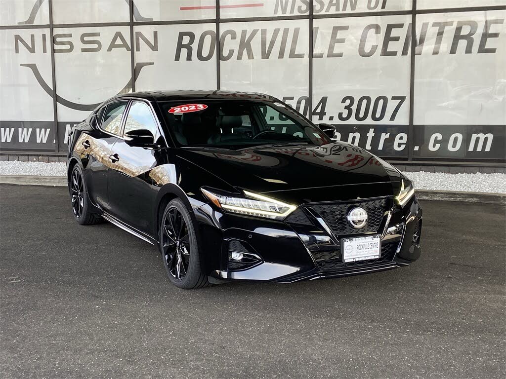 2023 Nissan Maxima SR FWD