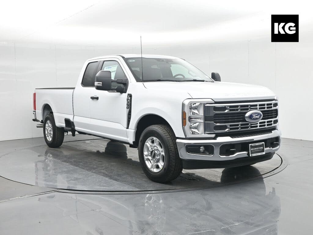 2026 Ford F-350 Super Duty XLT SuperCab LB RWD