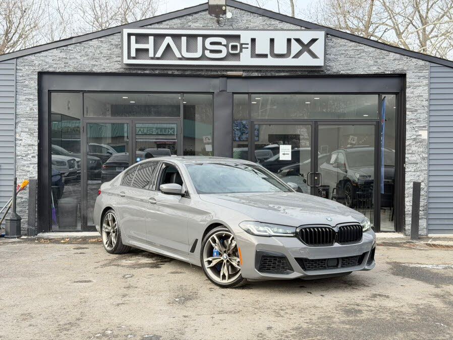 2022 BMW 5 Series M550i xDrive AWD