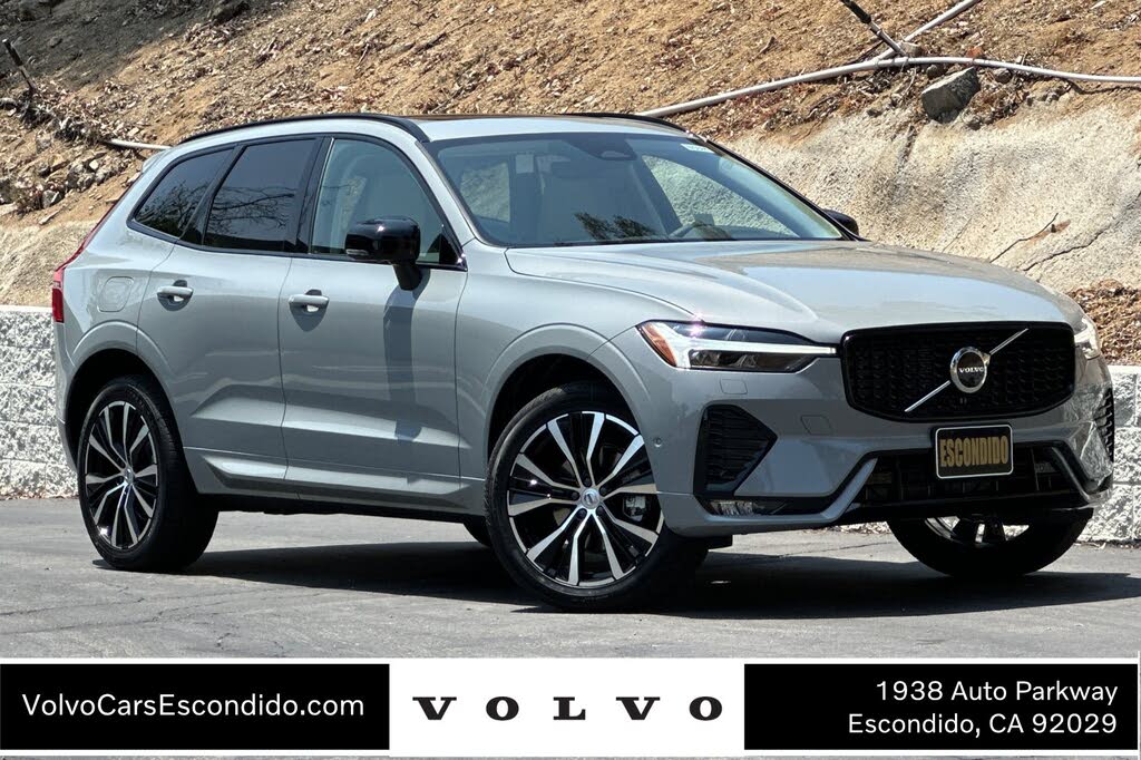 2025 Volvo XC60 B5 Plus Dark Theme AWD