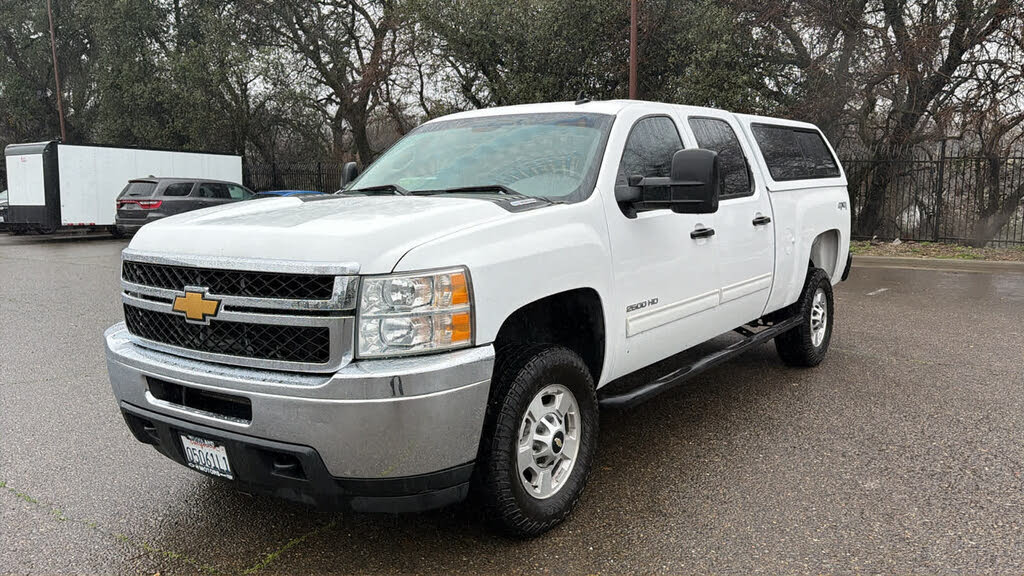 2014 Chevrolet Silverado 2500HD LT Crew Cab 4WD
