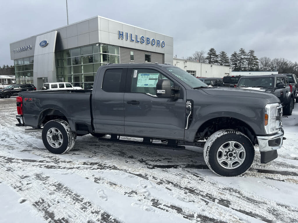 2026 Ford F-350 Super Duty XLT SuperCab 4WD