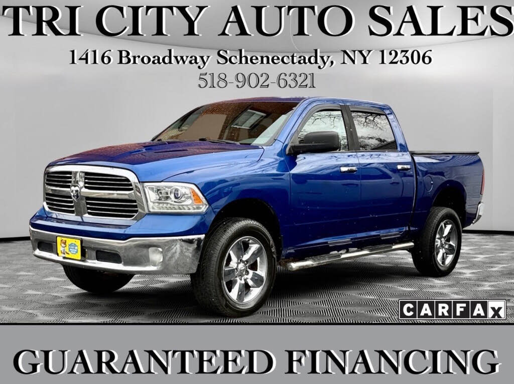 2015 RAM 1500 SLT Crew Cab 4WD