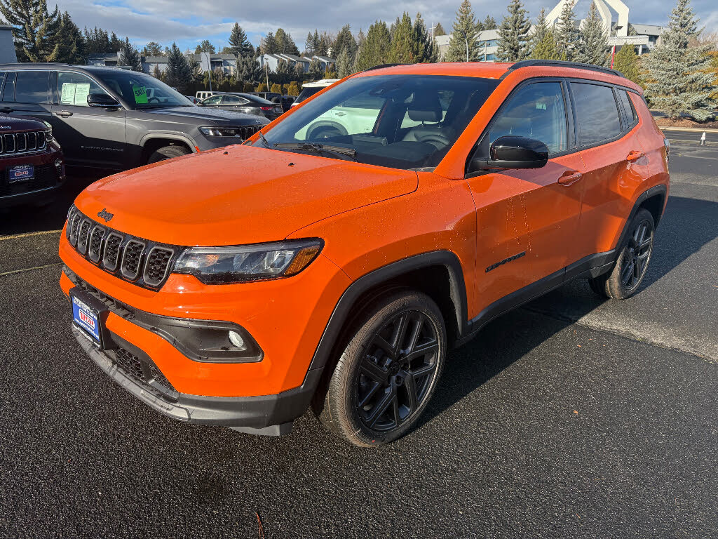2026 Jeep Compass Latitude Altitude 4WD