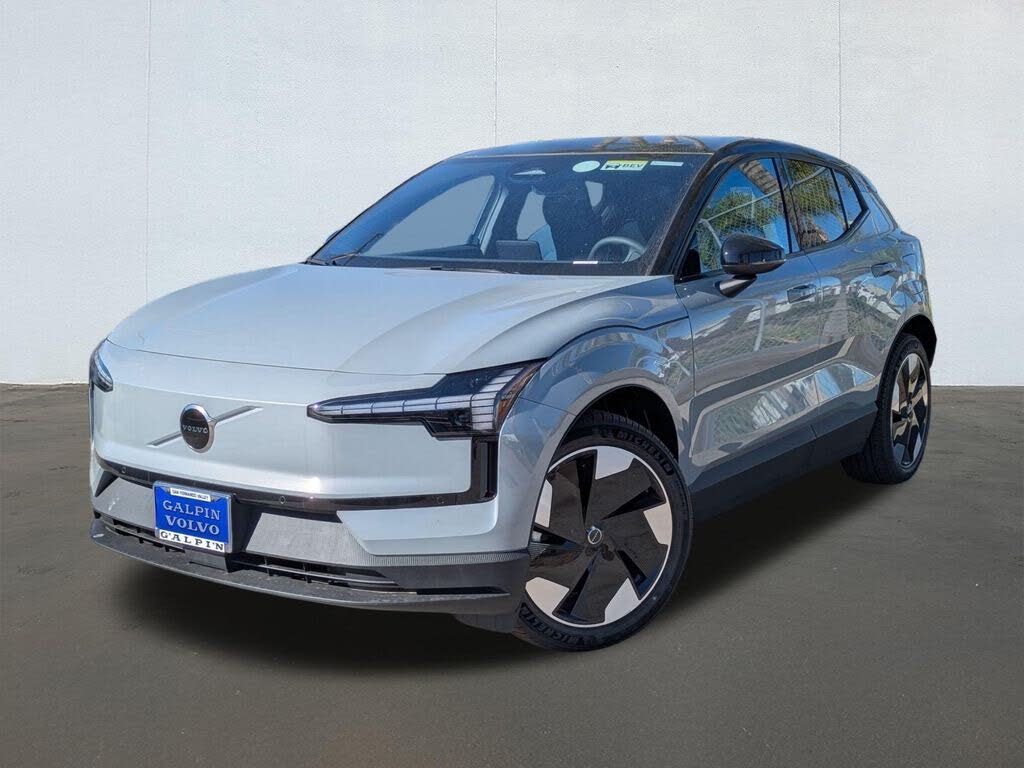 2025 Volvo EX30 Twin Plus eAWD