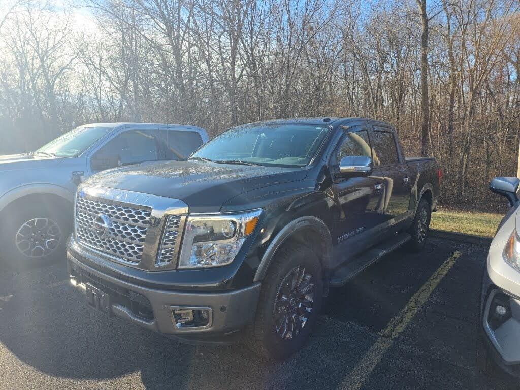 2019 Nissan Titan Platinum Reserve Crew Cab 4WD