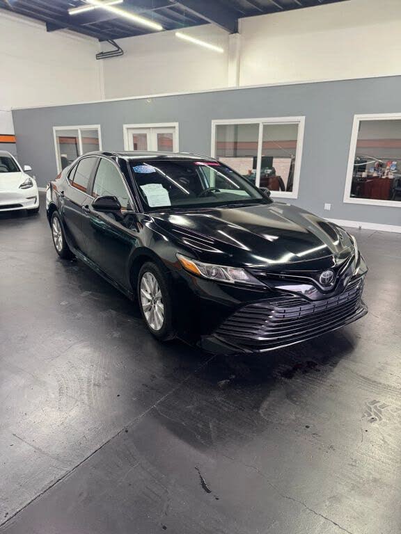 2019 Toyota Camry LE FWD