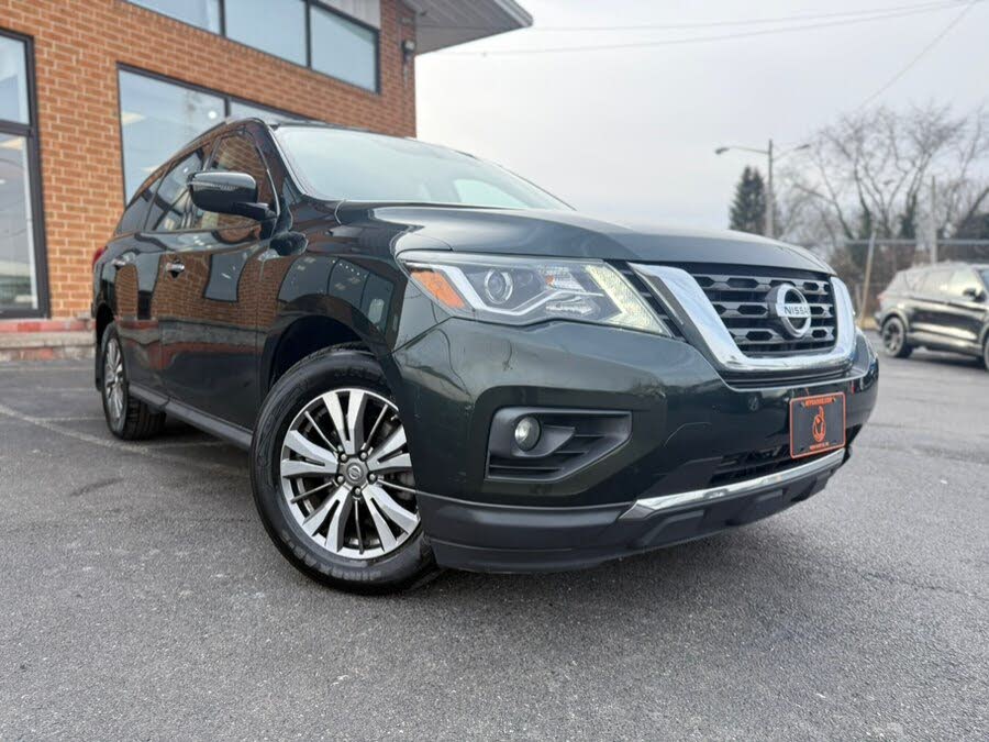 2019 Nissan Pathfinder SV 4WD