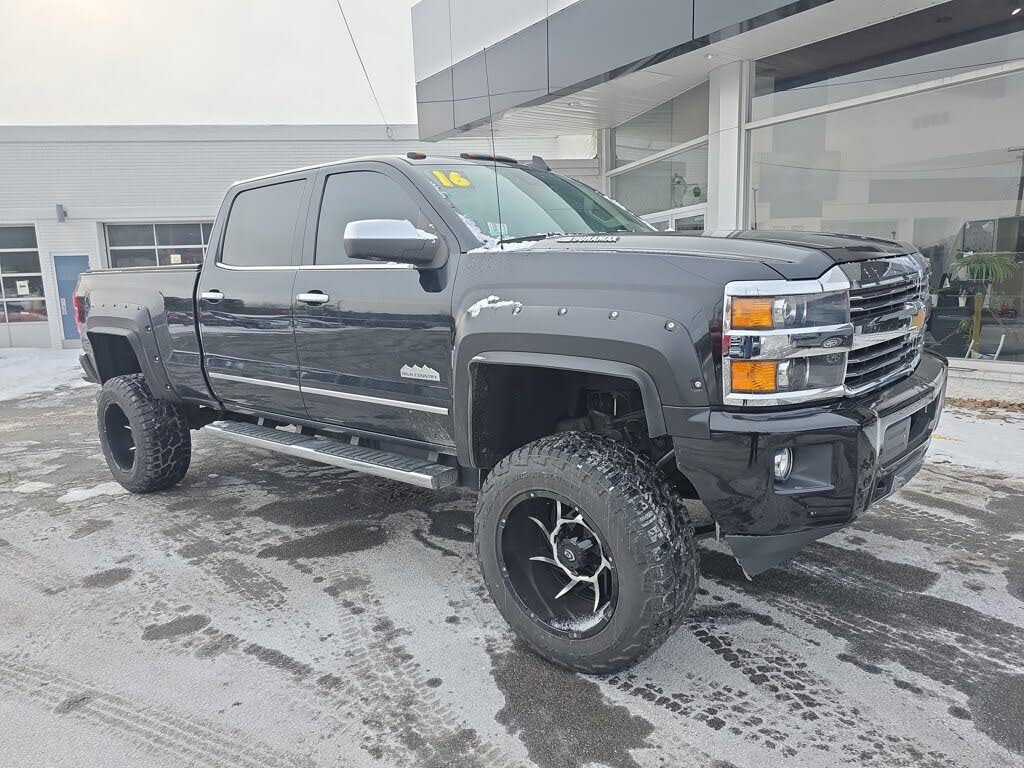 2016 Chevrolet Silverado 2500HD High Country Crew Cab 4WD