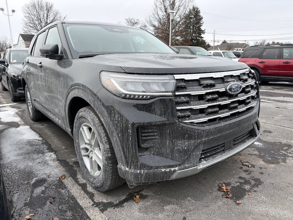 2026 Ford Explorer Active AWD
