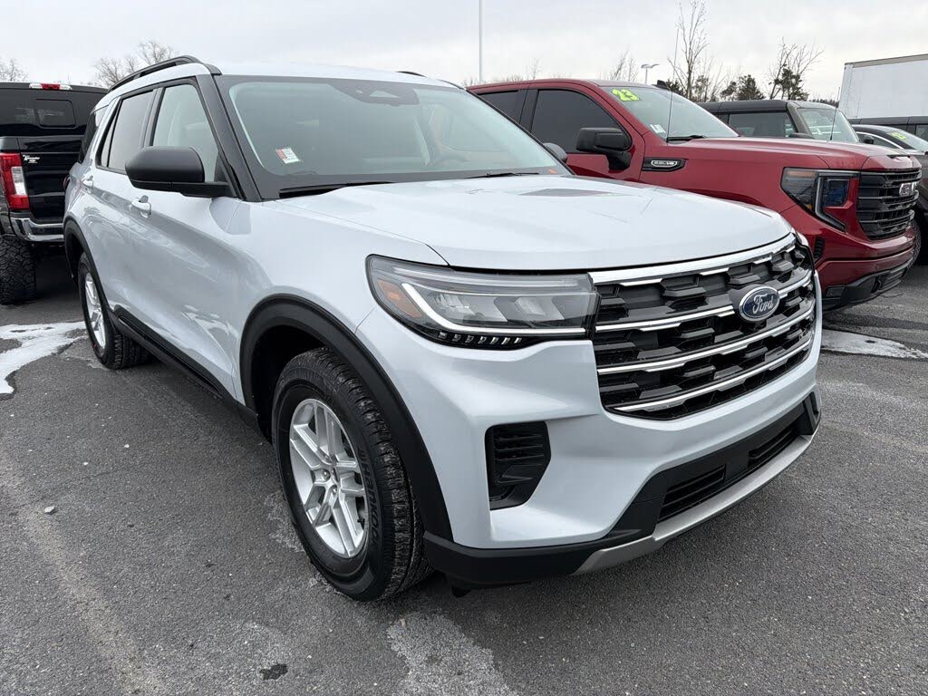 2026 Ford Explorer Active AWD