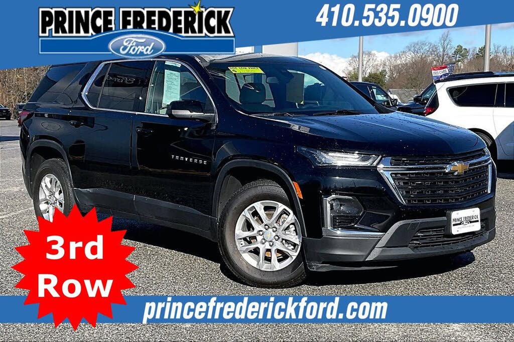 2022 Chevrolet Traverse LS AWD