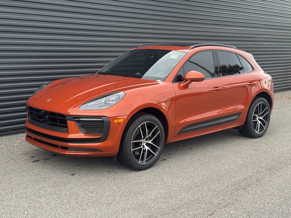 2023 Porsche Macan T AWD