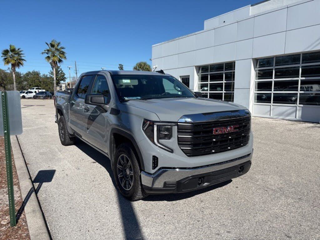 2024 GMC Sierra 1500 Pro Crew Cab 4WD
