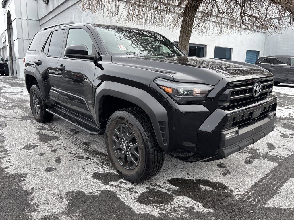 2025 Toyota 4Runner SR5 4WD