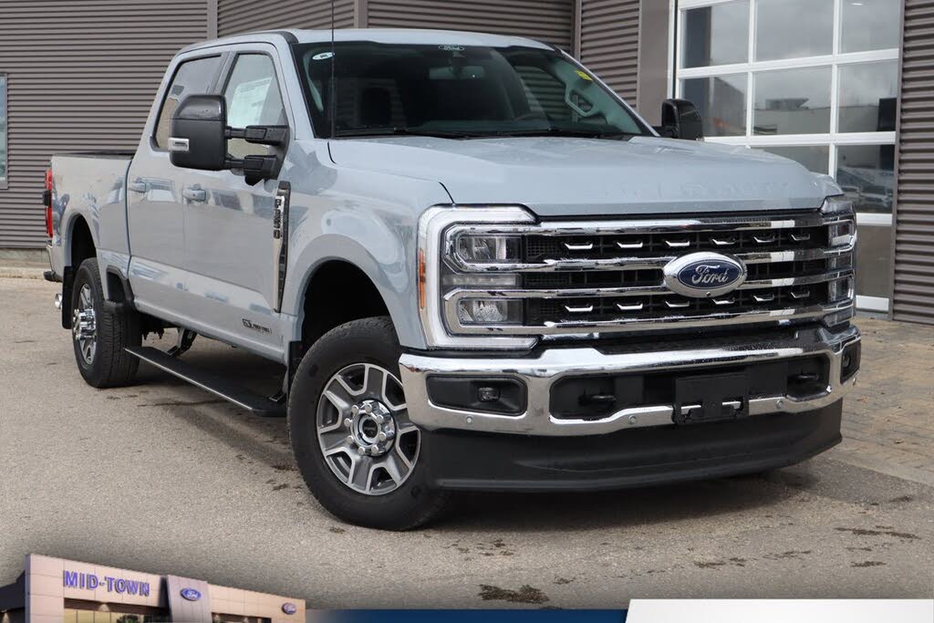 2026 Ford F-350 Super Duty Lariat Crew Cab 4WD