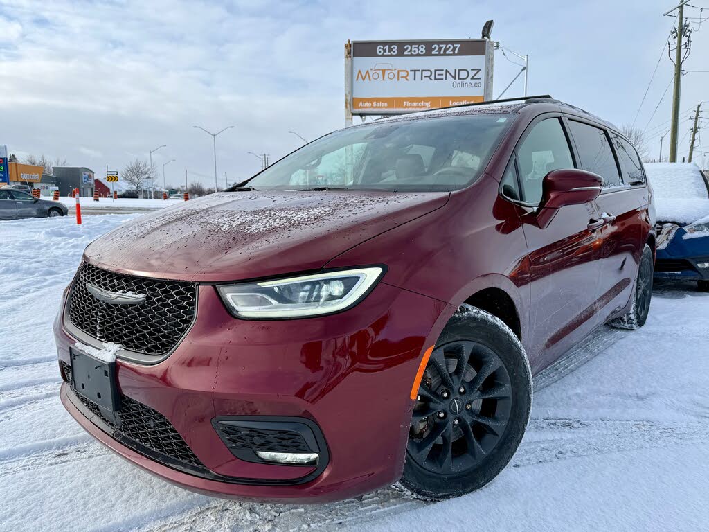 2022 Chrysler Pacifica Touring L FWD