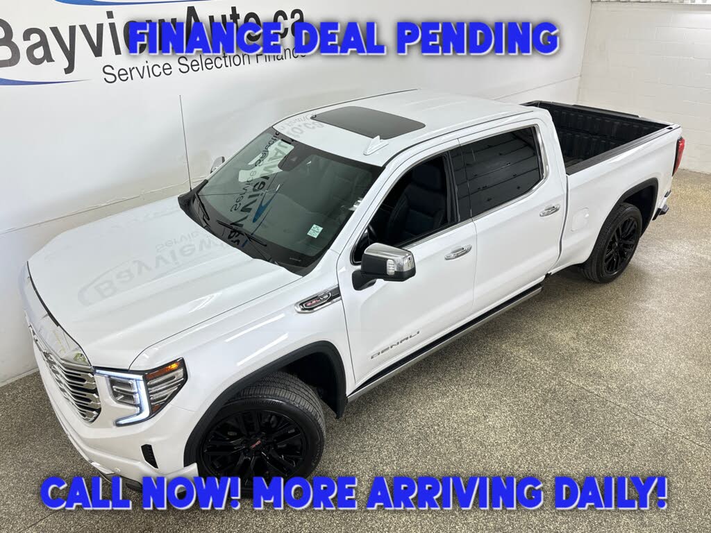 GMC Sierra 1500 Denali Crew Cab 4WD 2022