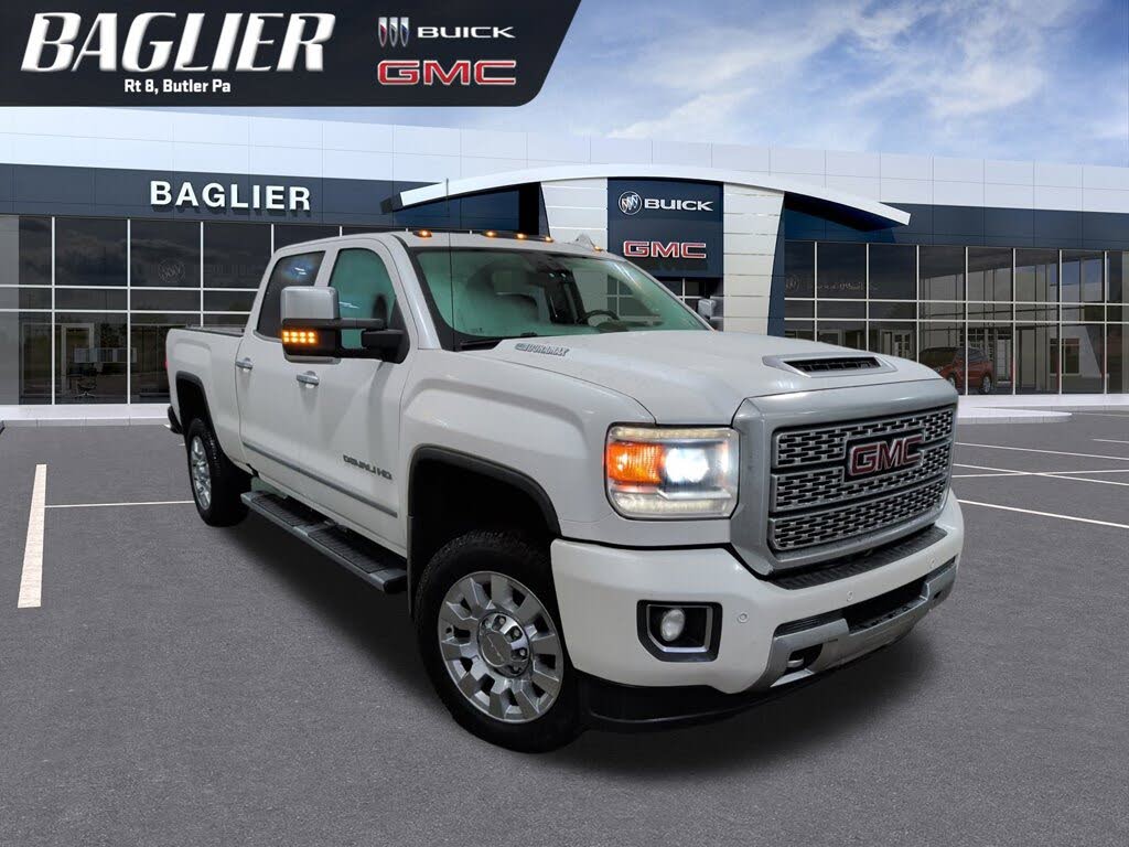 2018 GMC Sierra 2500HD Denali Crew Cab SB 4WD