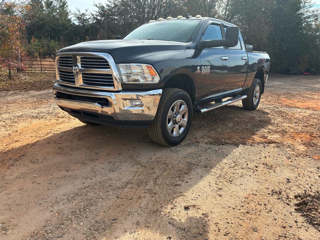 2016 RAM 2500 SLT Crew Cab 4WD