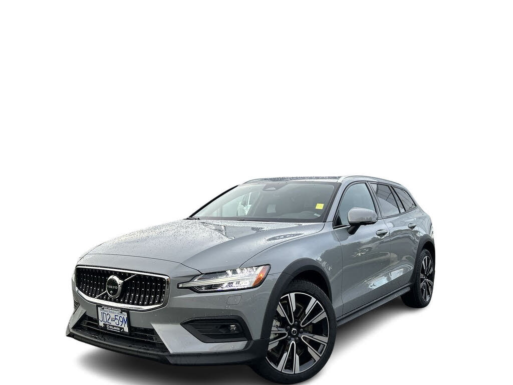 Volvo V60 Cross Country B5 Plus AWD 2025