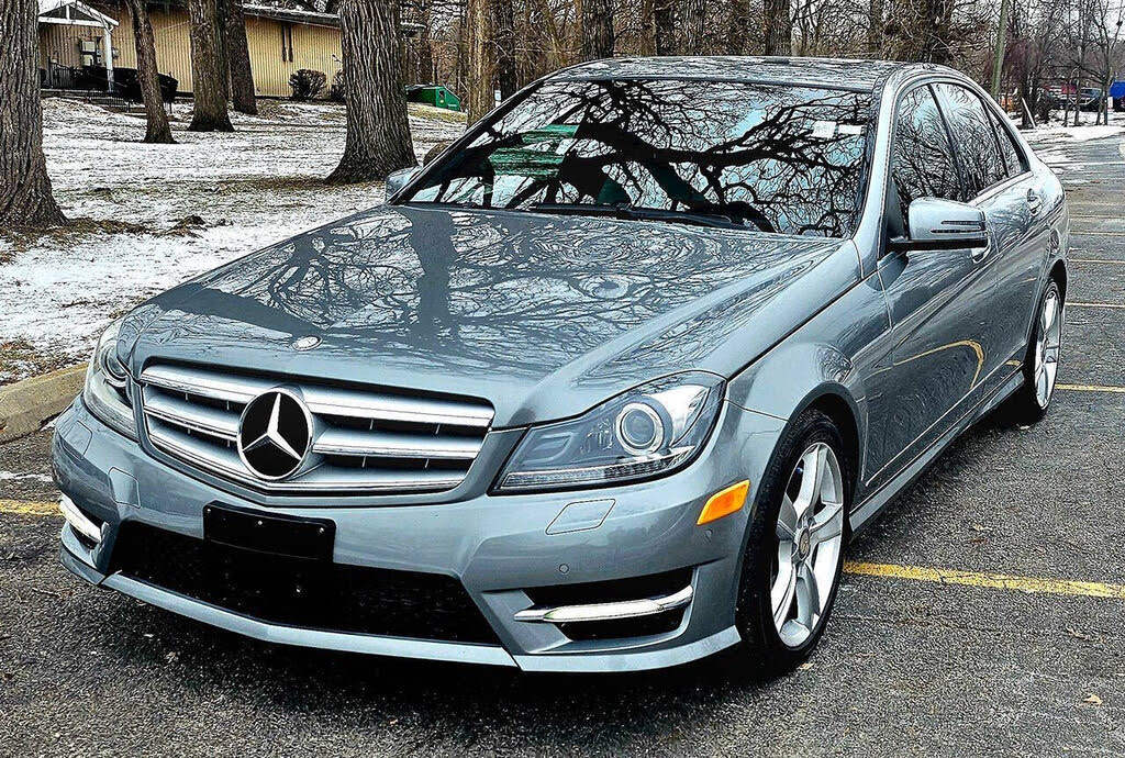 2013 Mercedes-Benz C-Class C 300 Luxury Sedan 4MATIC