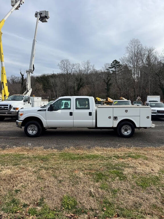 2014 Ford F-250 Super Duty XL Crew Cab LB 4WD