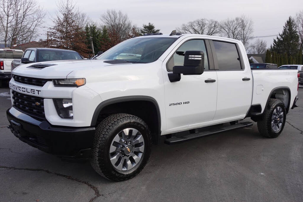 2022 Chevrolet Silverado 2500HD Custom Crew Cab 4WD