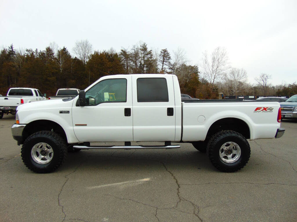 2004 Ford F-250 Super Duty XLT Crew Cab 4WD