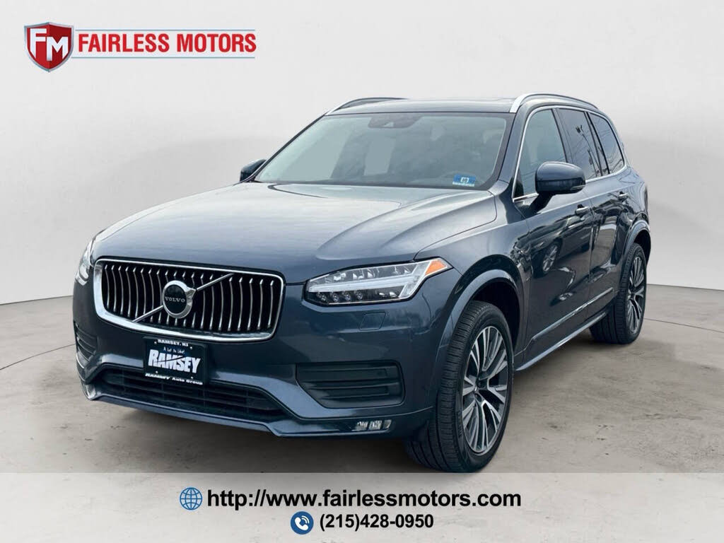 2021 Volvo XC90 T5 Momentum AWD