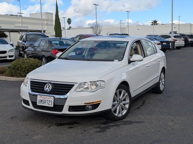 2010 Volkswagen Passat Komfort