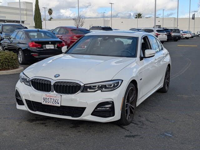 2022 BMW 3 Series 330e Hybrid Plug-in RWD
