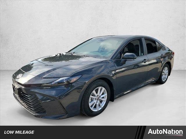 2026 Toyota Camry LE FWD