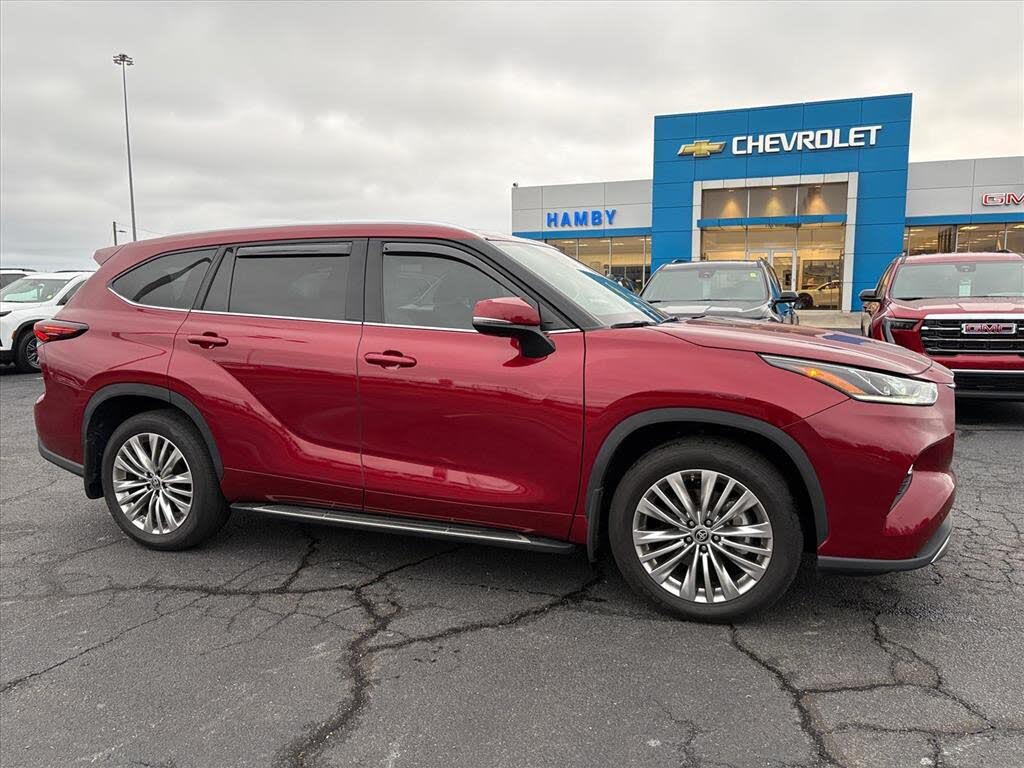 2024 Toyota Highlander Platinum FWD