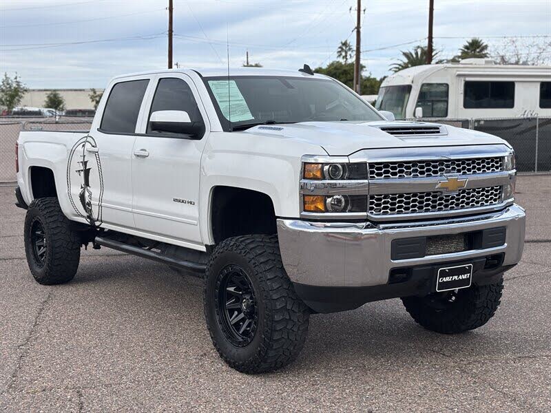 2019 Chevrolet Silverado 2500HD LT Crew Cab 4WD