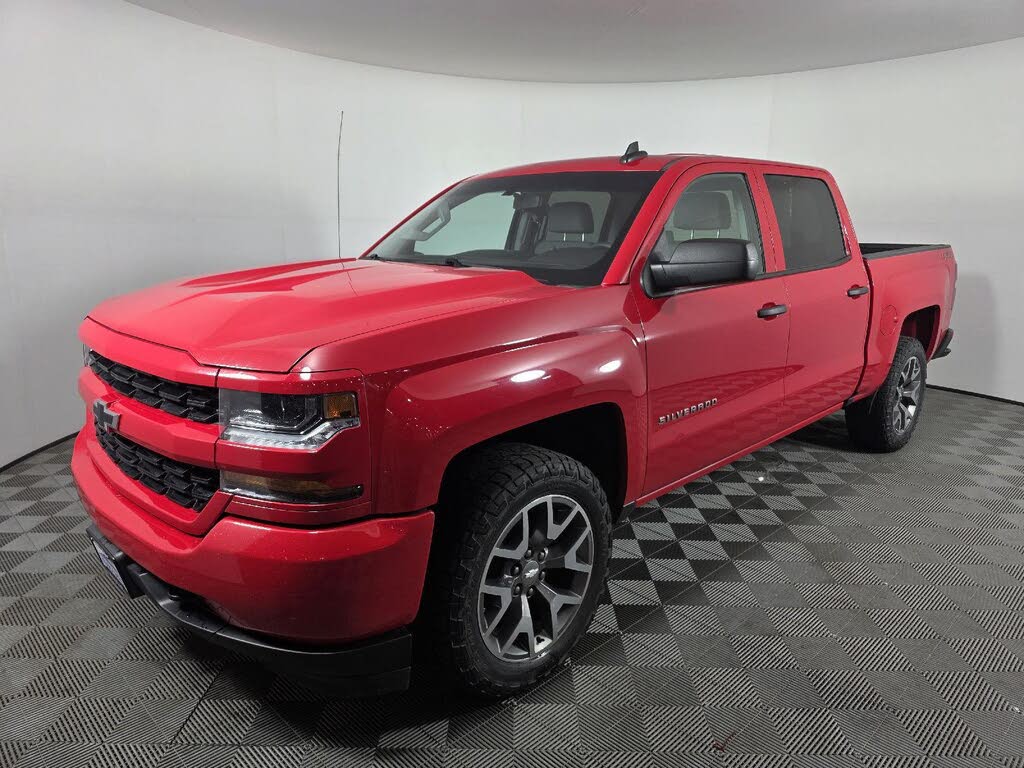 2018 Chevrolet Silverado 1500 Custom Crew Cab 4WD