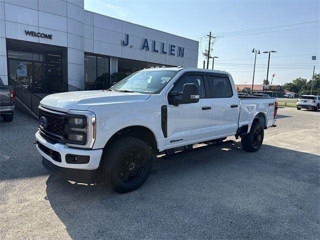 2025 Ford F-250 Super Duty XL Crew Cab 4WD