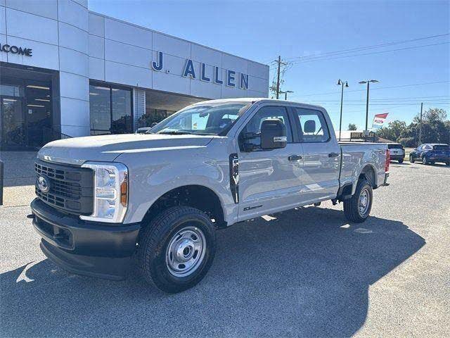 2026 Ford F-250 Super Duty XL Crew Cab 4WD